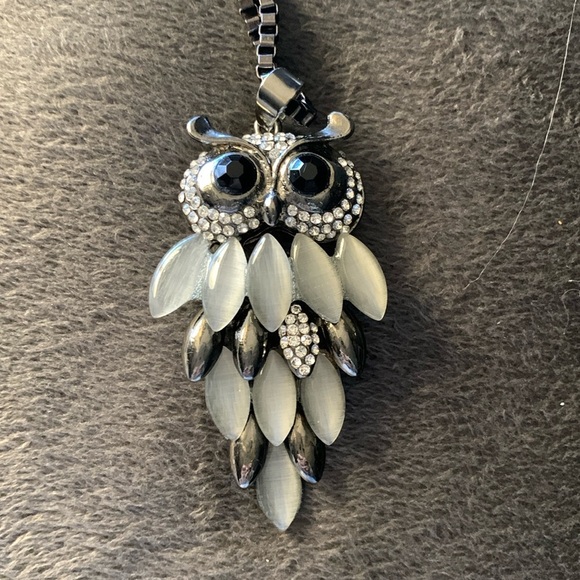 Jewelled Owl with chain necklace - Picture 1 of 8
